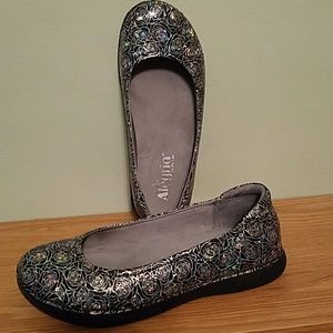 EUC Algeria Ballet Slippers